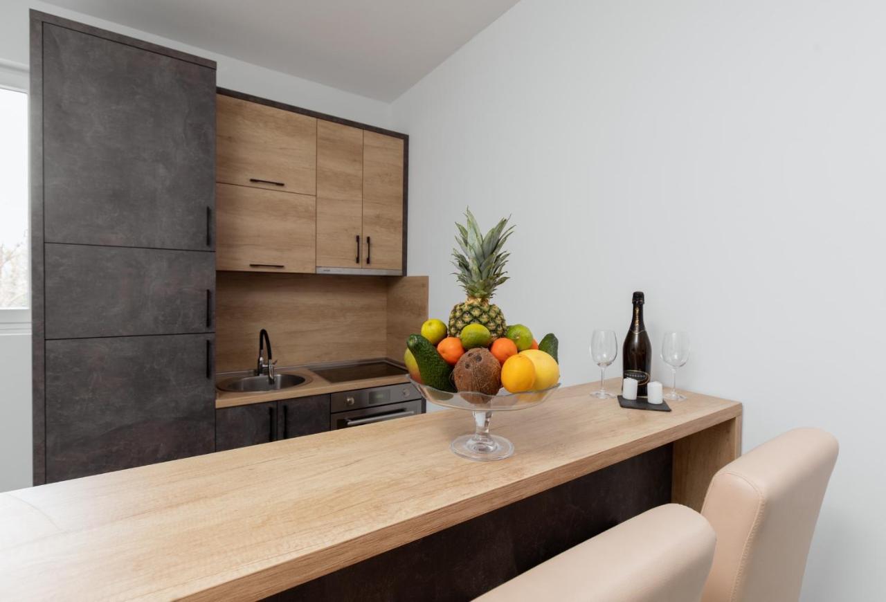 Tramonto Apartments Radanovići Екстериор снимка